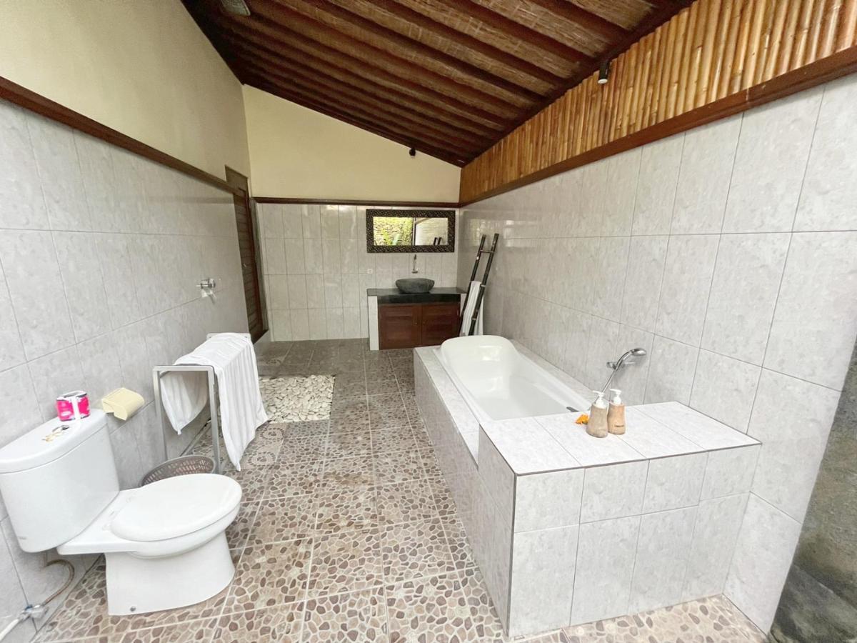 Intan Villa & Suite Ubud Екстер'єр фото